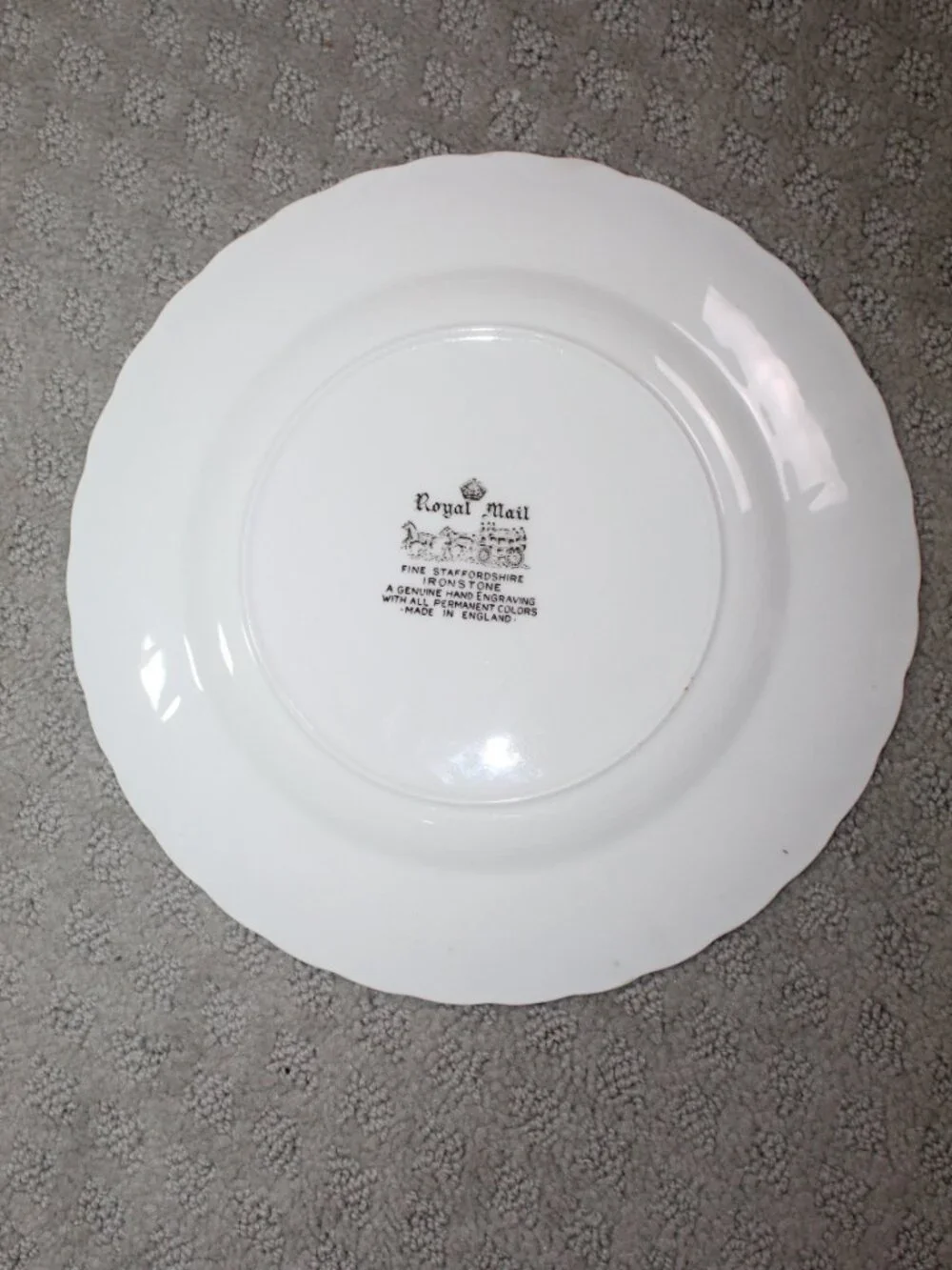 Set of 3 Vintage Royal Mail Brown White Plates Dinner  9.75